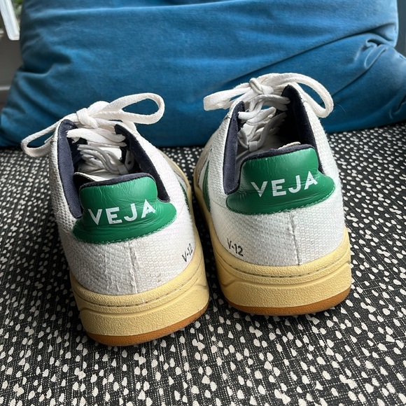 Veja sneackers V-12 white and green size W9 - Picture 3 of 8